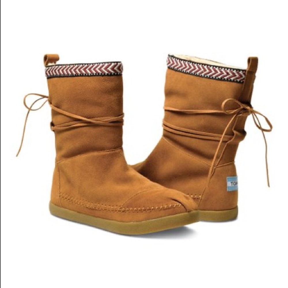 Toms Nepal water resistant chestnut suede boots